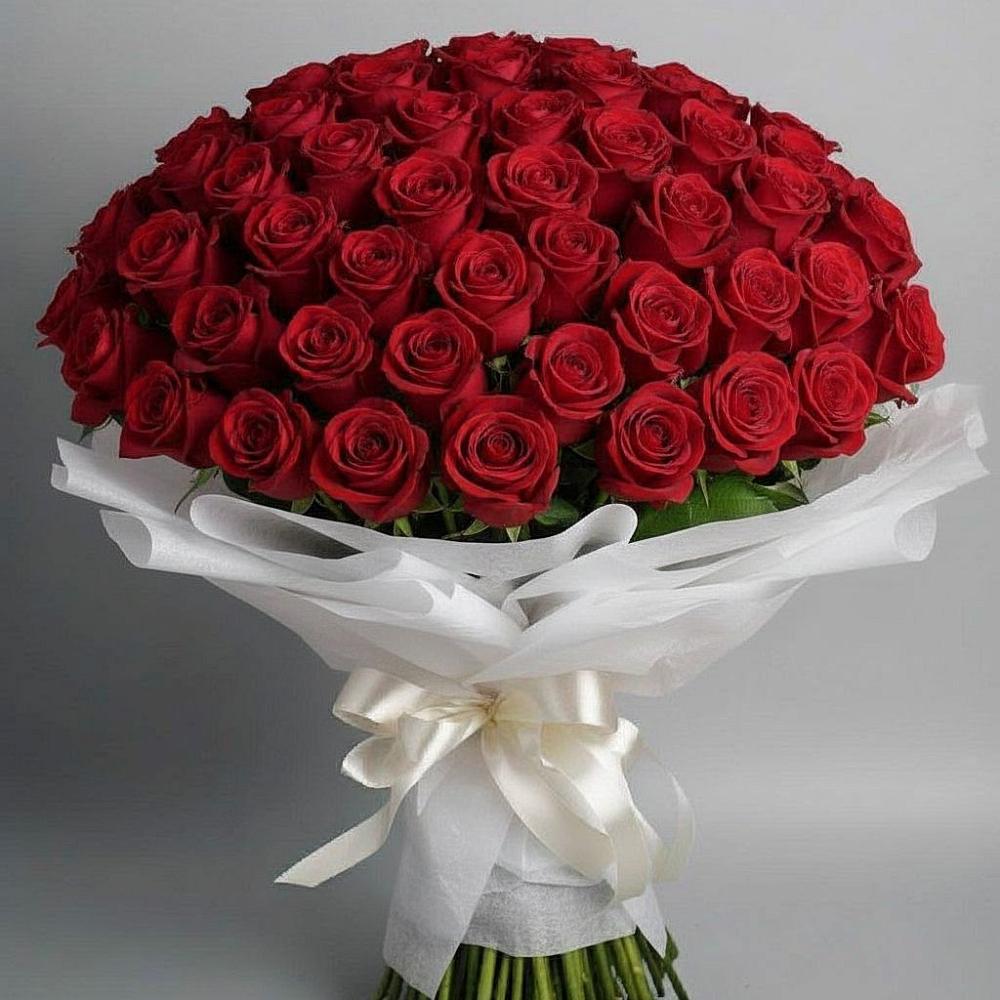 Букет 101 Красная роза Блэк Мэджик в Старой Меловой