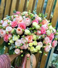 Букет цветов из:  Розы #REPLACE_PRED# Старой Меловой