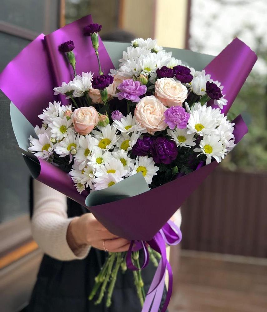 Букет цветов из: Хризантемы, Гвоздики и Розы в Старой Меловой