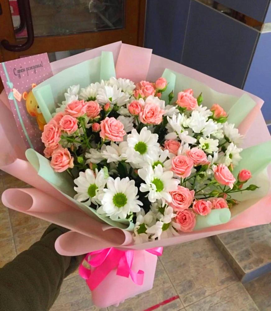 Букет цветов из: Розы и Хризантемы в Старой Меловой