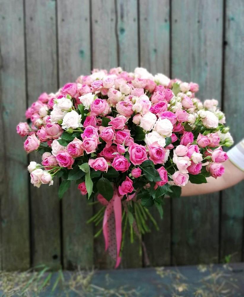 Букет Розовые кустовые розы Натали и Лав Лидия в Старой Меловой