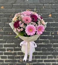 Букет цветов из:  Герберы и Хризантемы в Старой Меловой