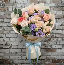 Букет цветов из:  Розы, Лизиантусы и Гвоздики в Старой Меловой